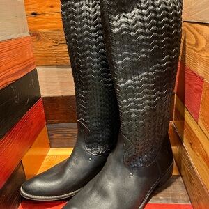 Frye black women’s braided boot